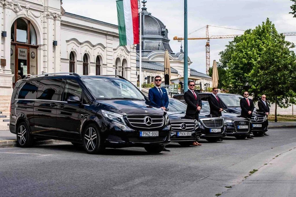 Kényelem és elegancia: mi is az a privát sofőr szolgálat